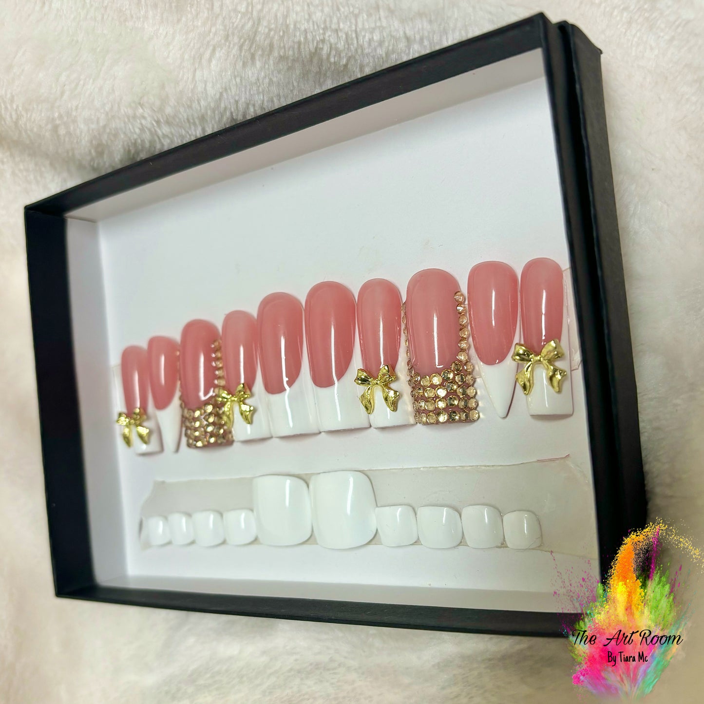 French Gold x White Toes